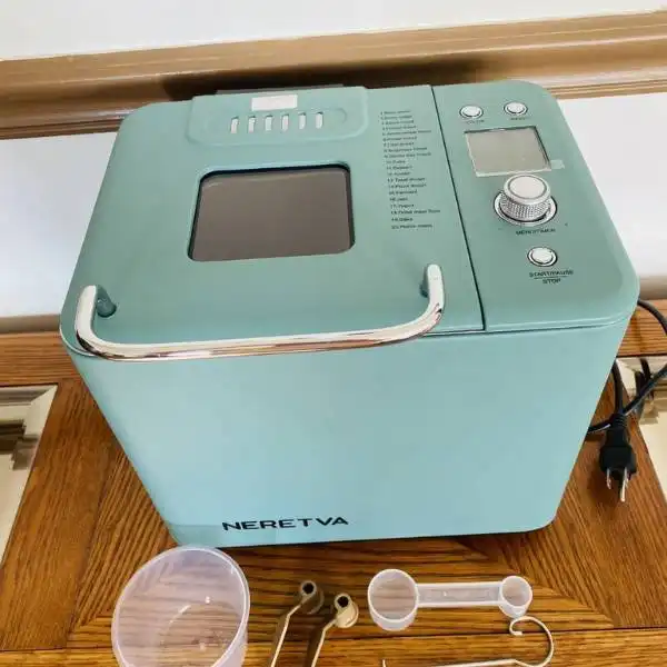 Unique And Compact Breadmakers