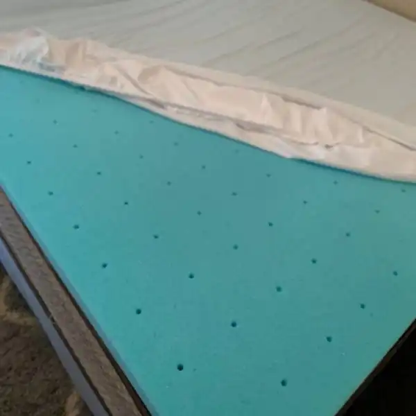 BedsPick Memory Foam Mattress Topper have Breathable Features 